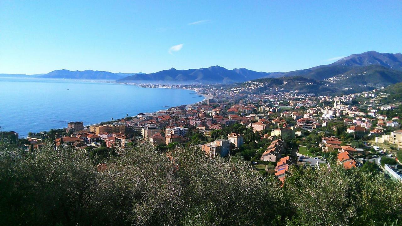 Pedalando Sul Mare Villa Finale Ligure Exterior photo